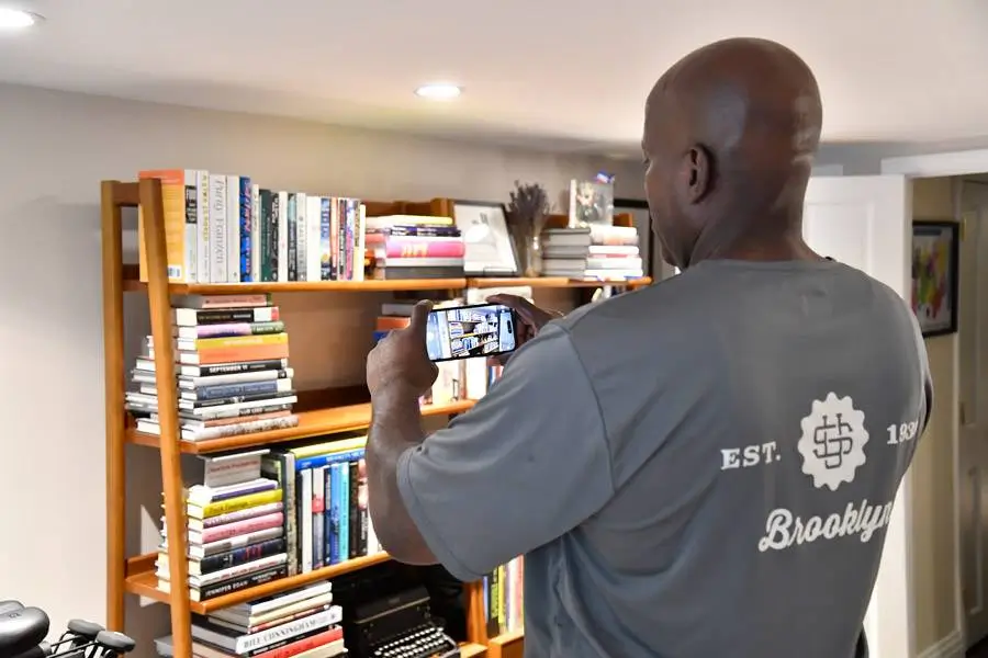 Take pictures of your furniture before moving to New York City 