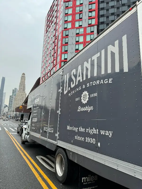 Long distance movers in Brooklyn, NY
