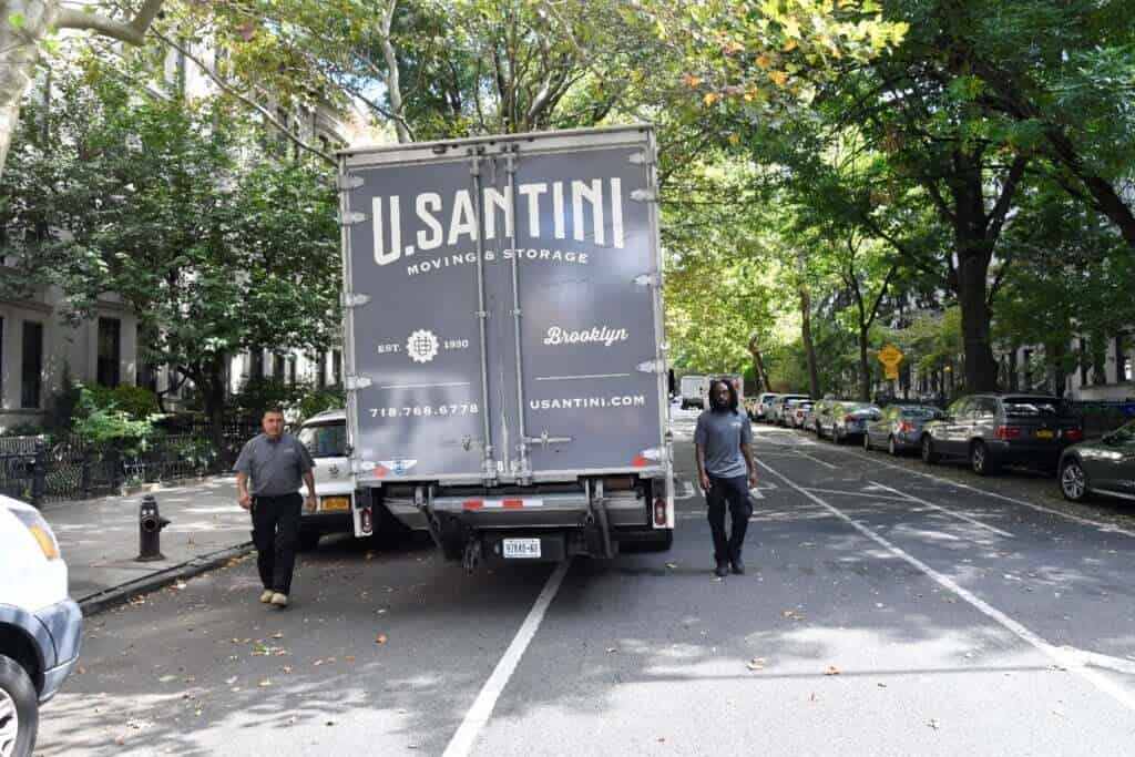 What to Expect From Movers on Moving Day in Brooklyn, NY